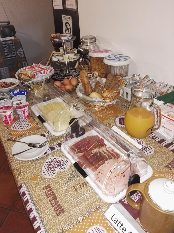 泰拉奇纳 Hegelberger酒店 外观 照片